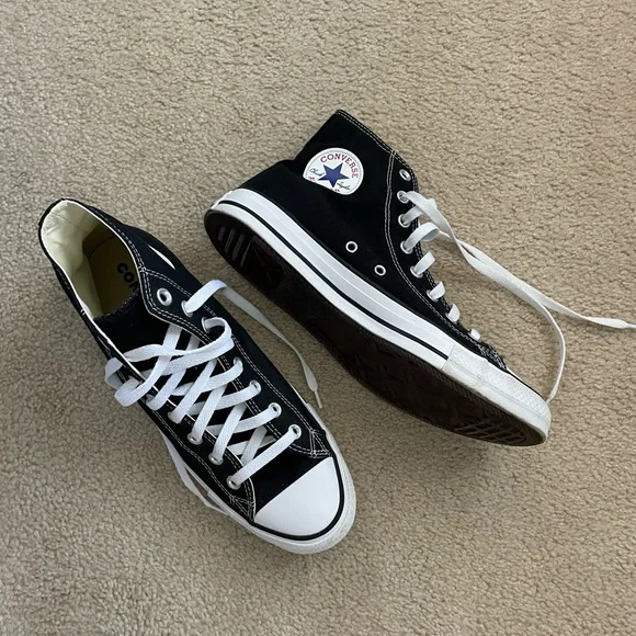 Chuck Taylor All Star Canvas Black Uni-Sex High Top Shoe Converse Women’s 11 - Picture 2 of 8